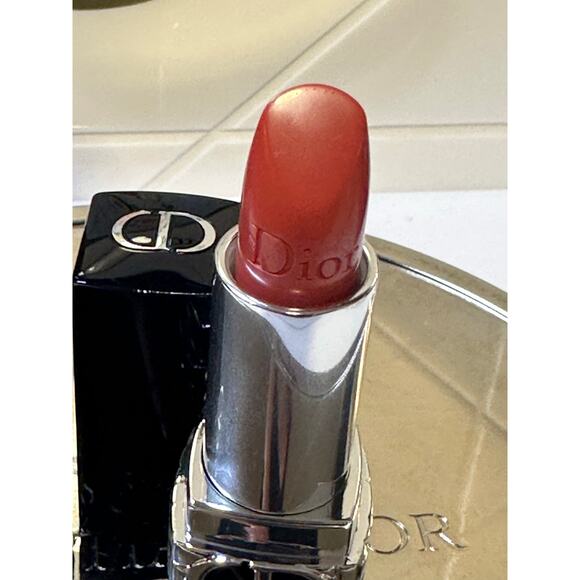 Rouge Dior Forever Natural Couture Colour -525 CHERIE Satin Balm
